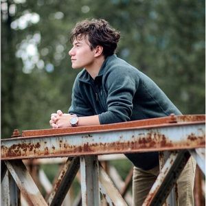 Meet your Posher, Monroe